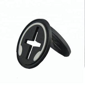 Mochila escolar con puerto para auriculares, Parche de goma de PVC - Product Image 1