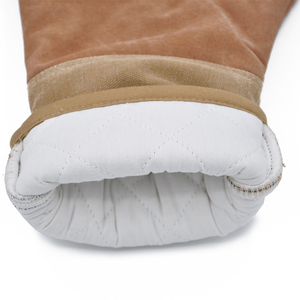 <span class=keywords><strong>Gants</strong></span> de barbecue en cuir professionnels-Mitaines de <span class=keywords><strong>four</strong></span> résistantes à la chaleur pour griller la cuisson au <span class=keywords><strong>four</strong></span> Fabricant en gros - Product Image 3