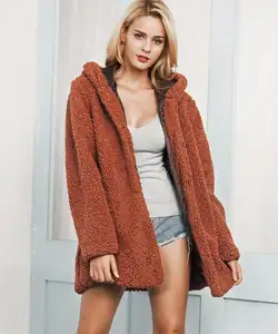 Giacca Stile Blazer da Donna alla Moda in Finta Pelliccia di <span class=keywords><strong>Visone</strong></span> <span class=keywords><strong>con</strong></span> <span class=keywords><strong>Cappuccio</strong></span>, Spessa e Ampia, <span class=keywords><strong>con</strong></span> Motivo a Quadri - Product Image 1