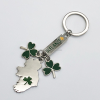 Cadeau personnalisé pour la Saint-Patrick, porte-clés en émail d'Irlande, pendentif en métal, lutin, trèfle, porte-bonheur irlandais, porte-clés