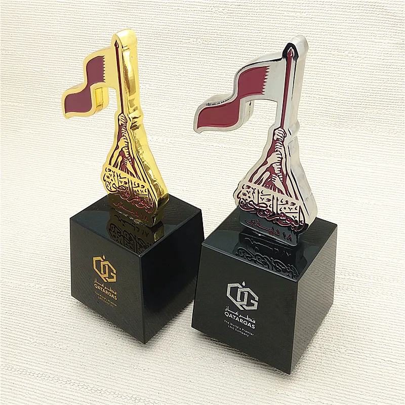 2018 neue design metall Qatar medaillon und trophäe für Qatar National Day Gifts