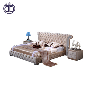 Italiano 180x200 Marco de lujo del metal MUEBLES CAMA conjunto diseño king size terciopelo beige botón tufted tela solo cama - Product Image 1