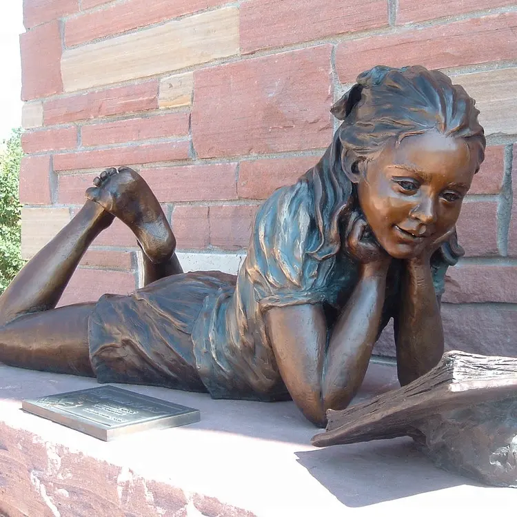 Atacado decoração ao ar livre de alta qualidade tamanho de vida bronze menina leitura estátua de jardim do jardim