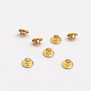 Đầy Màu sắc thuôn dài dây giày với đôi đinh tán thiết kế mới kim loại khóa <span class=keywords><strong>Fastener</strong></span> cho giày màu sơn dây giày - Product Image 2