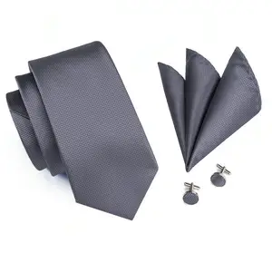 MOQ basso Classico Tessuto di Poliestere Grigio Cravatte di Seta Degli Uomini Cravatta Prezzo Plain Neck Tie Set Pocket Piazza