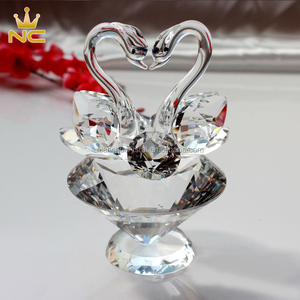 Thiết Kế Mới Quà Tặng Đám Cưới Pha Lê <span class=keywords><strong>Swan</strong></span> Cho Đám Cưới Ủng Hộ Bảng Centerpieces - Product Image 1