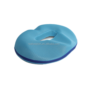 Bantal Donat Ergonomis Reakway Comfort Memory Foam Therapy untuk Pengobatan Wasir, Pereda Nyeri Tulang Ekor dan Koksiks - Product Image 4