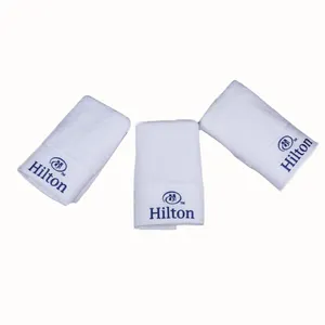 100% Katun Panjang Terry 16S Desain Satin Putih Hilton Hotel Set Handuk Wajah Handuk Mandi Di Guangzhou