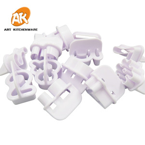 AK Fondant Tools Suministros de decoración de pasteles Set 40PCs de alfabeto y número Set Cookie Cutter Fondant Cutter Set - Product Image 5