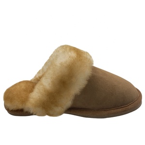 Chaussons d'intérieur élégants et luxueux en fourrure <span class=keywords><strong>de</strong></span> <span class=keywords><strong>mouton</strong></span> véritable double face pour femmes - Product Image 2