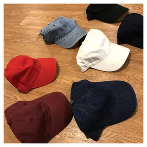 Berretto in tinta unita con cappello da papà in bianco 100% cotone personalizzato a 6 pannelli all'ingrosso della fabbrica