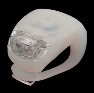 Lumière de guidon de vélo LED en forme de grenouille 2026, <span class=keywords><strong>5ème</strong></span> génération, silicone, vente chaude, sécurité de conduite nocturne, batterie - Product Image 2