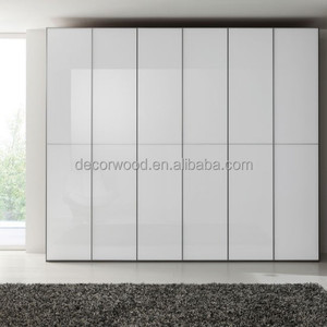 Armario Empotrado de Lujo con Acabado Brillante Estilo Europeo - Product Image 2