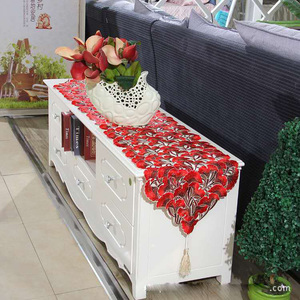 Factory Wholesale Red Cutwork Embroidered Wedding Disposable Polyester/Cotton Table <strong>Runner</strong> Decorate <strong>Tablecloth</strong> - Product Image 6