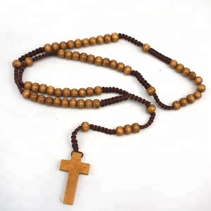 Las mujeres de los hombres católica Cristo de madera nudo cuentas de <span class=keywords><strong>Rosario</strong></span> Cruz colgante de collar de cuerda negro/marrón - Product Image 2