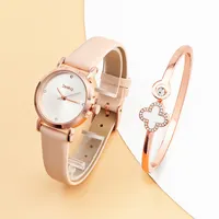 Women's Floral Dial Quartz Hand Watch Bangle Gift Set