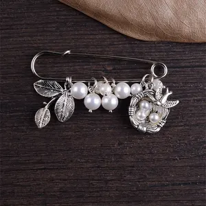 Unique fait à la main perle perles breloques broche broches pour vêtements 2019 bricolage perle perles métal breloque épingles de sûreté mode breloque broches