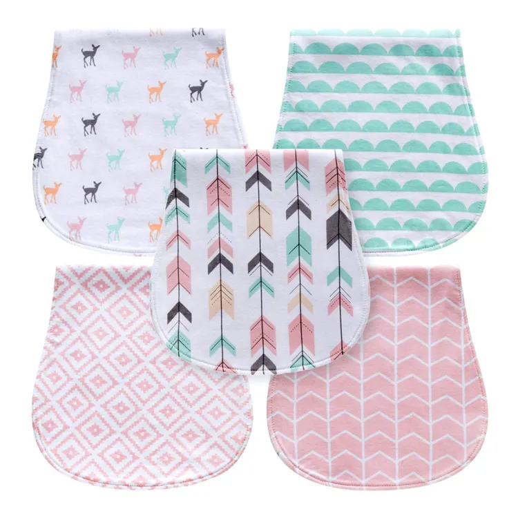 Chine fournisseur de bavoirs et chiffons de rots pour bébé à la mode, mousseline de rots pour bébé, bavoir en coton imperméable, tablier de bavoir pour bébé