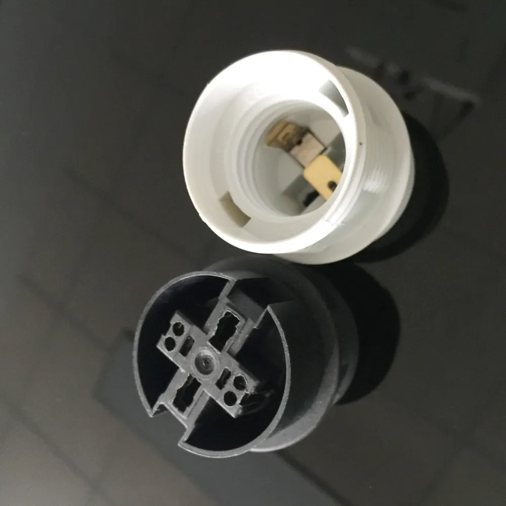 T210 /250V/Plastique douille ampoule pour lampe LED