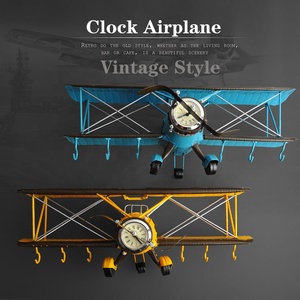 In metallo Modello di Aereo Biplano Con Orologio Vintage Aircraft Cafe Bar Decorazione Dei Ragazzi Dei Bambini - Product Image 2