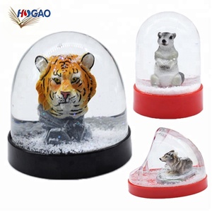 OEM décor à la maison personnaliser en gros <span class=keywords><strong>monde</strong></span> <span class=keywords><strong>de</strong></span> l'eau personnalisé résine globe <span class=keywords><strong>de</strong></span> neige pour <span class=keywords><strong>le</strong></span> cadeau articles souvenirs - Product Image 3