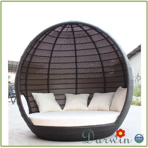 เตียงอาบแดดทรงกลมหวายสำหรับพักผ่อนกลางแจ้ง เหมาะสำหรับโรงแรมริมชายหาด สระว่ายน้ำ พร้อมเบาะรองนั่งและหลังคา - Product Image 2