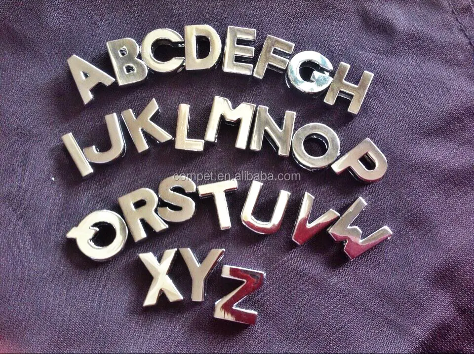 Tüm Yeterli Cilalı Yüksek Kaliteli kişiselleştirilmiş Çinko Alaşım Metal DIY Düz slayt alfabesi harfleri