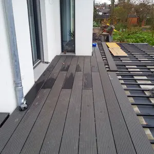 High Strength WPC Decking UV Resistant PWC Outdoor Flooring Price