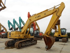 Pelleteuse de haute qualité KOMATSU pc200-7 utilisée par prix inférieur de peinture originale à vendre - Product Image 3