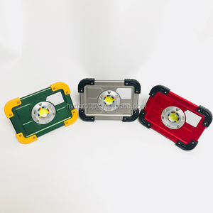 Cordless <span class=keywords><strong>tac</strong></span> nhẹ Xách Tay Ngoài Trời Đi Bộ Đi Bộ Đường Dài Khẩn Cấp Đèn Ánh Sáng Ban Ngày Trắng Red Flash sạc cắm trại đèn lồng - Product Image 1