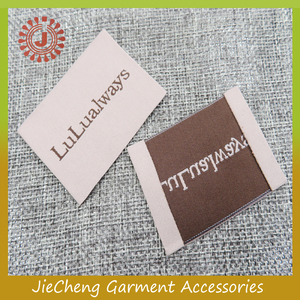 Personnalisé pas cher nom de marque vêtement vêtements étiquette tissée taille cou étiquette de haute qualité - Product Image 2