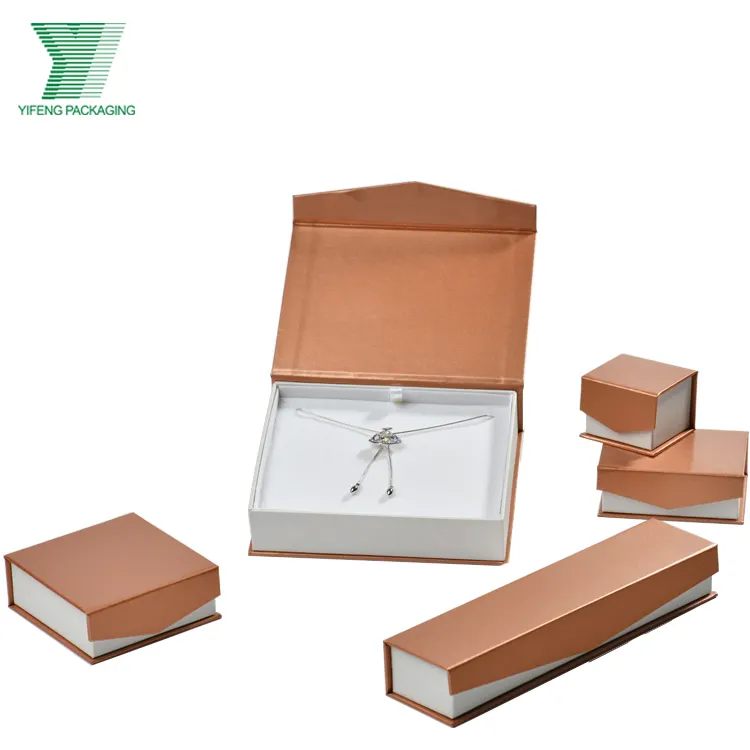 Scatola di cartone in velluto stampato con logo personalizzato all'ingrosso braccialetto confezione regalo scatola di gioielli