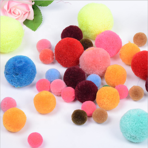 Vente en gros de <span class=keywords><strong>pompons</strong></span> mignons, bricolage, pompon à paillettes pour décoration de fête - Product Image 5