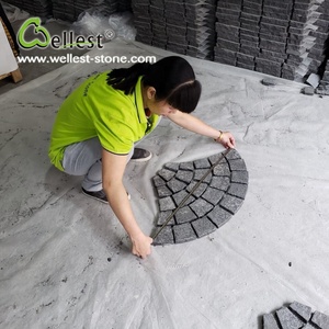 Prezzo al Metro di Ciottoli in Granito Nero Galassia per Pavimentazione - Product Image 5
