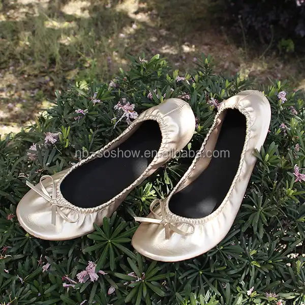 Embossed Panel Round Buckle Elastic Flat Doll Shoes Black - Shop DREAMS  SHOP SHOES Mary Jane Shoes & Ballet Shoes - Pinkoi