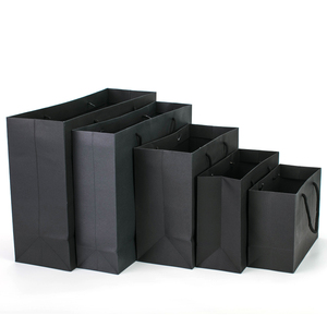 Sacs en <span class=keywords><strong>papier</strong></span> noir brillant personnalisés avec logo, sans minimum de commande, pour petits logos - Product Image 3