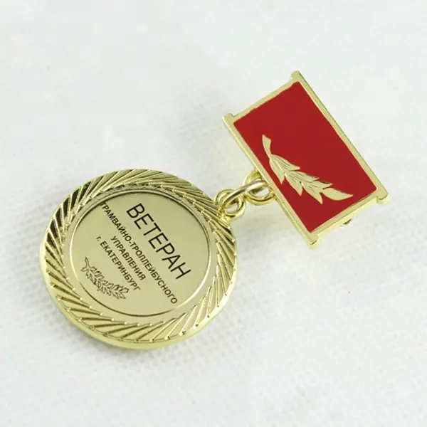 कस्टम सोने स्मारिका पुरस्कार धातु पदक छाती बिल्ला पदक पदकों
