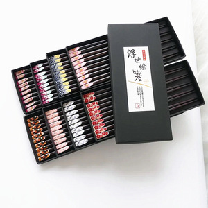 Baguettes 5 paires et boîte cadeau, lavables au lave-vaisselle, japonaises, réutilisables, noires, baguettes de beauté, fleurs, chinoises, coréennes, <span class=keywords><strong>sushi</strong></span>, sashimi - Product Image 3