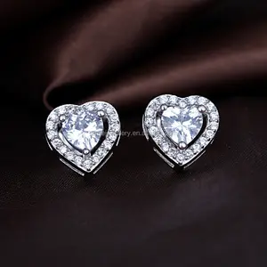 2022 nuovi gioielli raffinati placcati in oro 925 orecchini a cuore in argento Sterling Charms diamante a forma di cuore orecchini per le donne