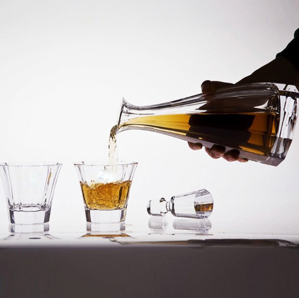 Whiskey Decanter And Glasses Set of 5 Piece Personalized Crystal Decanter & Crafted Crystal Glasses Set for Wine Liquor