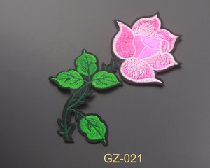 Último bordado 3D rosa flor applique bordado remiendo grande para la ropa - Product Image 2