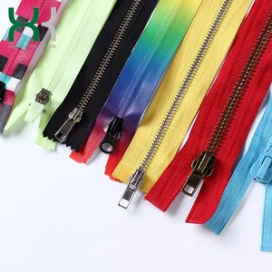 Custom size different types color metal zippers for handbags