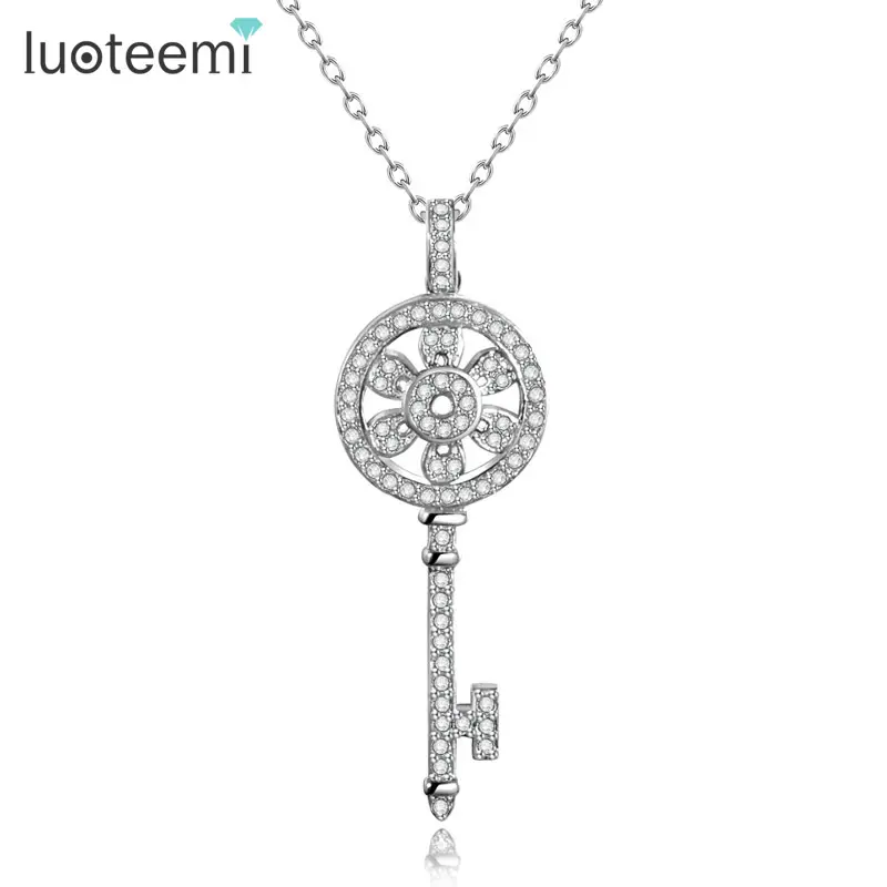 LUOTEEMI New Wholesale Fashion High Quality Charm Women Rhodium White Gold Cubic Zirconia Vintage Key Lock Necklace