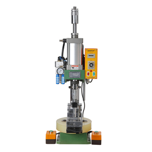 63.5*63.5Mm Pneumatische Magneet Maken Machines Mooie Souvenir Koelkast <span class=keywords><strong>3D</strong></span> Souvenir Magneet Maken <span class=keywords><strong>Machine</strong></span> - Product Image 2