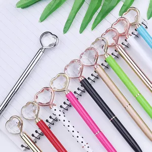 SmallダイヤモンドペンHeart Shape Diamond Gift Pens 12PCS Diamond Crystal Metal Ballpoint Pen Office Supplies Wedding Gift