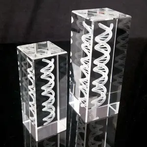 Eer Van Kristal Op Maat Gemaakt Dna 3d Lasergravure Kristal, 3d Laser Crystal Kubus Geschenken