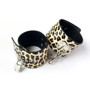 Kit <span class=keywords><strong>de</strong></span> Juegos para Adultos Leopard, 10 Piezas, Set <span class=keywords><strong>de</strong></span> Bondage Plateado y Dorado, Kit <span class=keywords><strong>de</strong></span> Amor para <span class=keywords><strong>Parejas</strong></span>, Juguetes Sexuales - Product Image 2