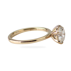 <span class=keywords><strong>Anello</strong></span> <span class=keywords><strong>Solitario</strong></span> in Oro Giallo Massiccio 14k con Moissanite Taglio Rotondo da 2 Carati, 8mm, Colore GH, per Matrimonio - Product Image 2