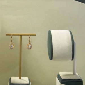 고급 보석 창 카운터 디스플레이 스탠드 마이크로 화이버 쥬얼리 세트 디스플레이 - Product Image 3