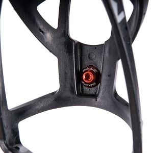 ZTTO Cage de bouteille d'eau en alliage d'aluminium 7075 ultra légère avec vis à six pans creux M5 * 10mm - Product Image 6